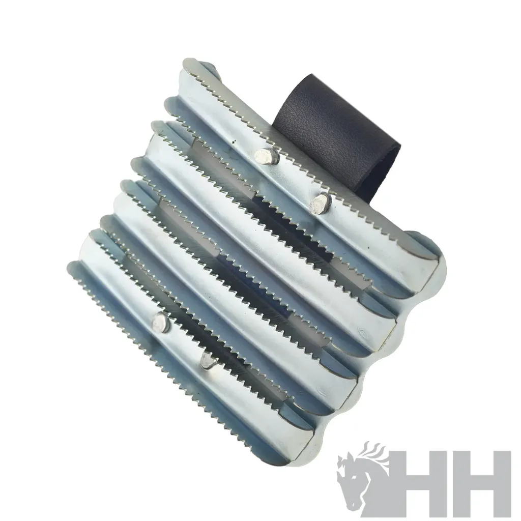 Almohaza Metálica galvanizada cuadrada asa cuero HH.01366